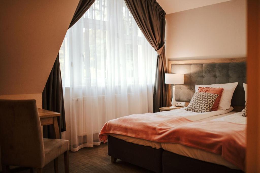 Hotel Debowy Biowellness & Spa Gory Sowie Bielawa Kültér fotó
