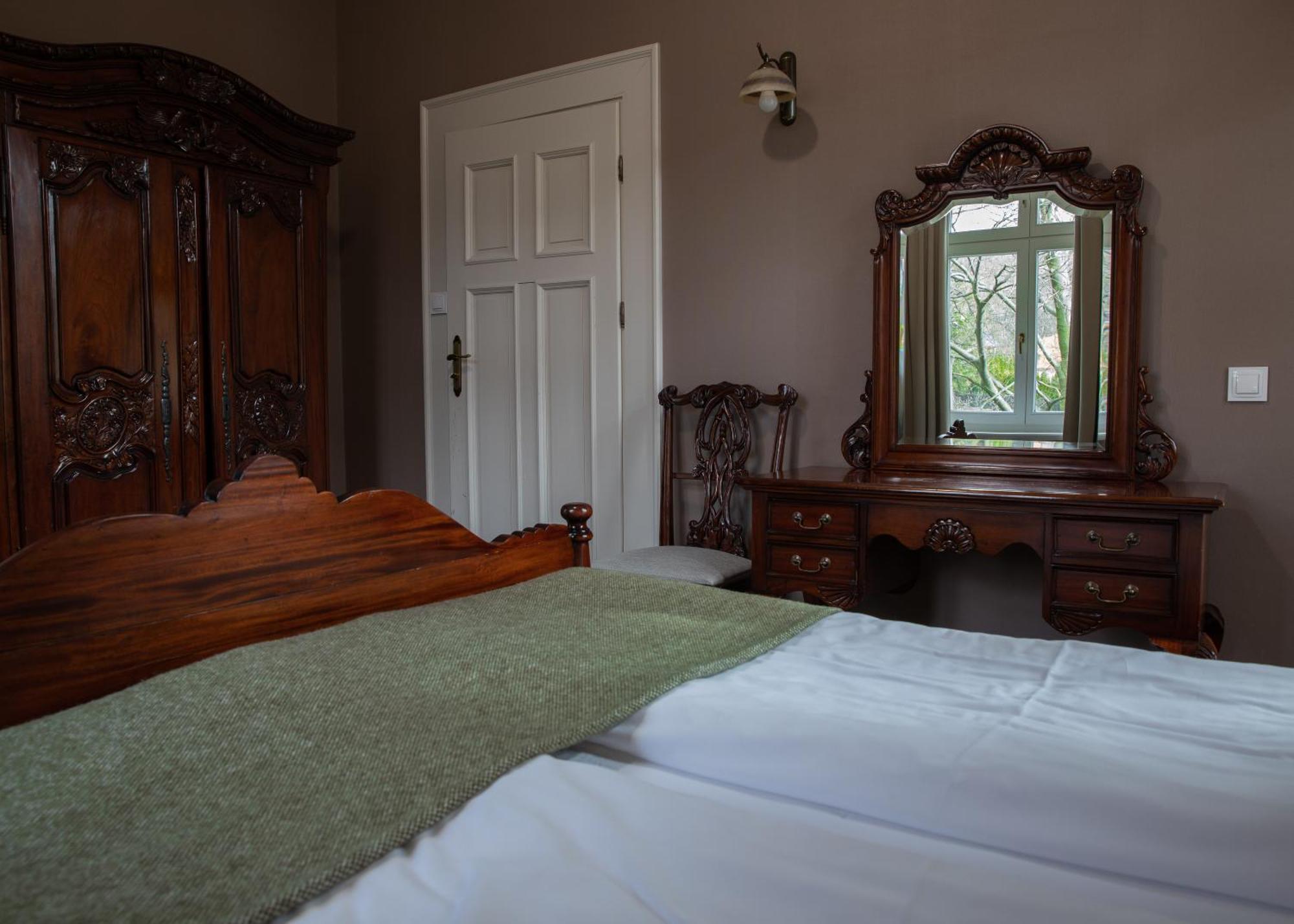 Hotel Debowy Biowellness & Spa Gory Sowie Bielawa Kültér fotó
