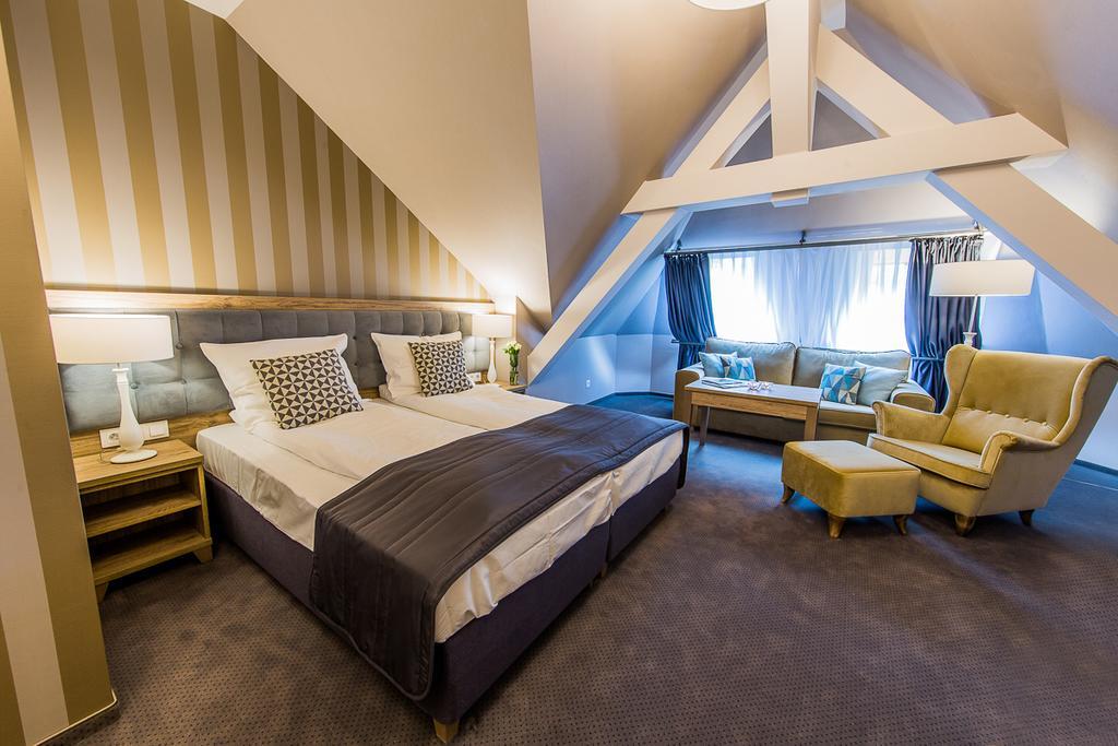 Hotel Debowy Biowellness & Spa Gory Sowie Bielawa Kültér fotó